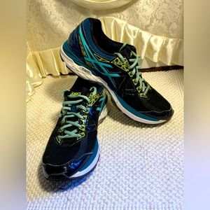 ASICS GT 2000 WOMENS SNEAKERS